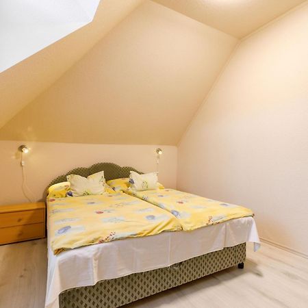 Holiday Home Narcisse By Interhome Balatonszarszo Exteriör bild